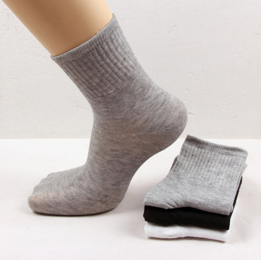 Sneaker Socks with Elastic Cuff and Reinforced Heel