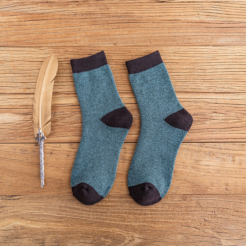 Crew Socks with Reinforced Heel and Ribbed Cuff