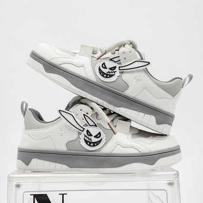 Mens low-top sneakers with smiley
