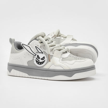 Mens low-top sneakers with smiley
